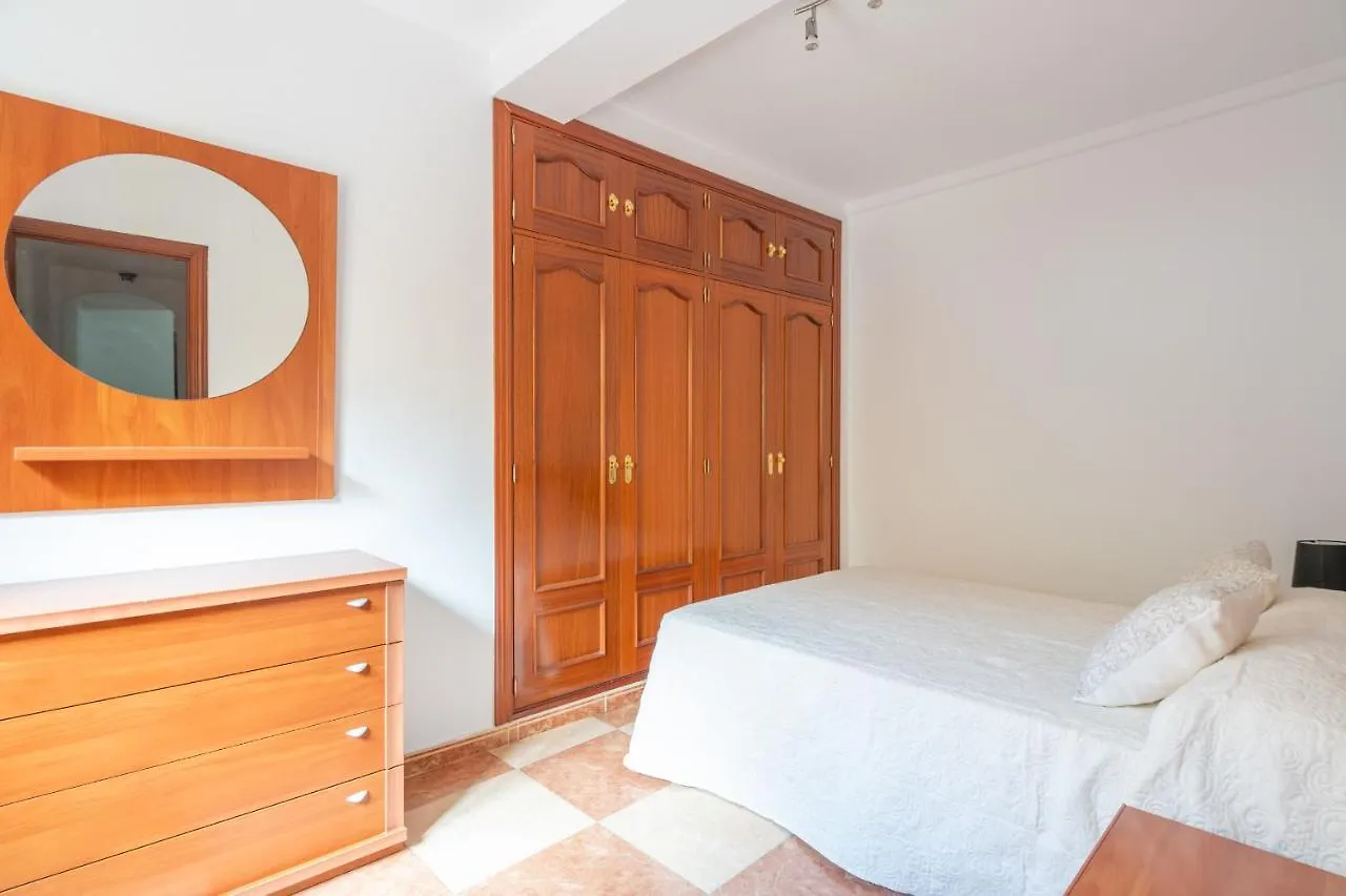 Renthas Pedregalejo Beach Apartments Malaga